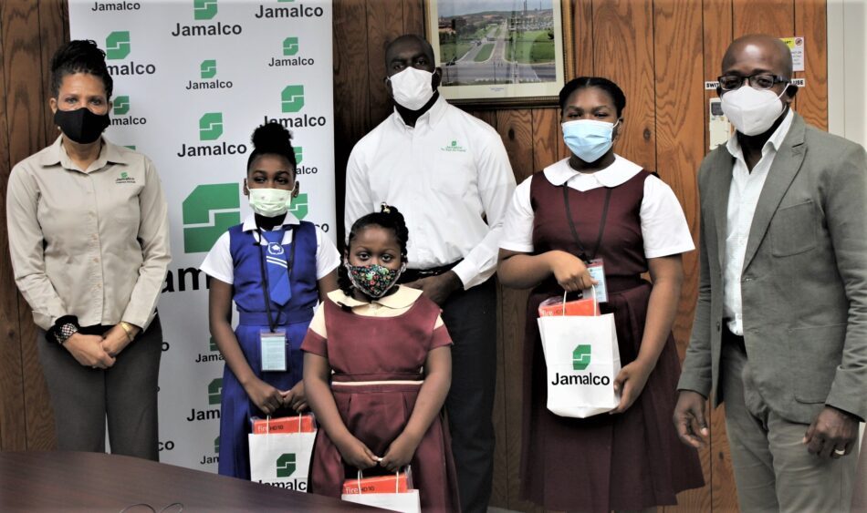 Jamalco Donates 100 Tablets to students in its operating areas